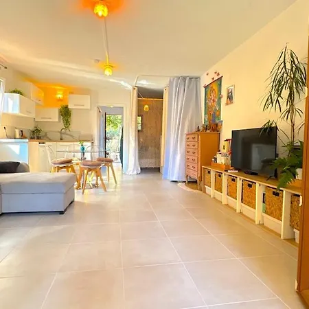Lagoon Forest Apartment *